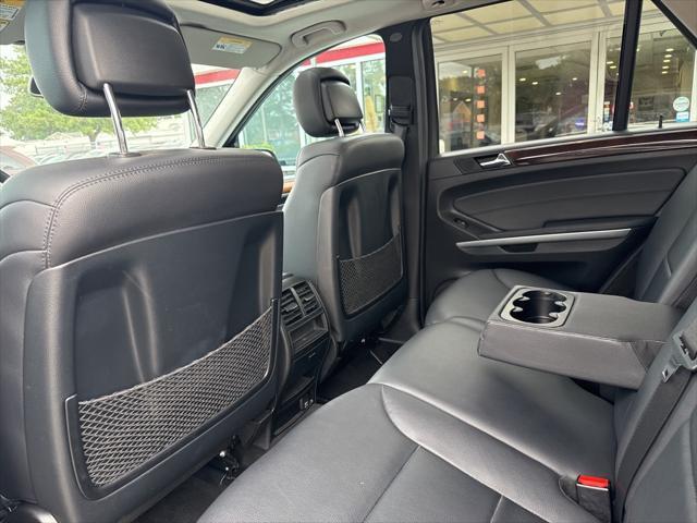 used 2010 Mercedes-Benz M-Class car, priced at $8,500