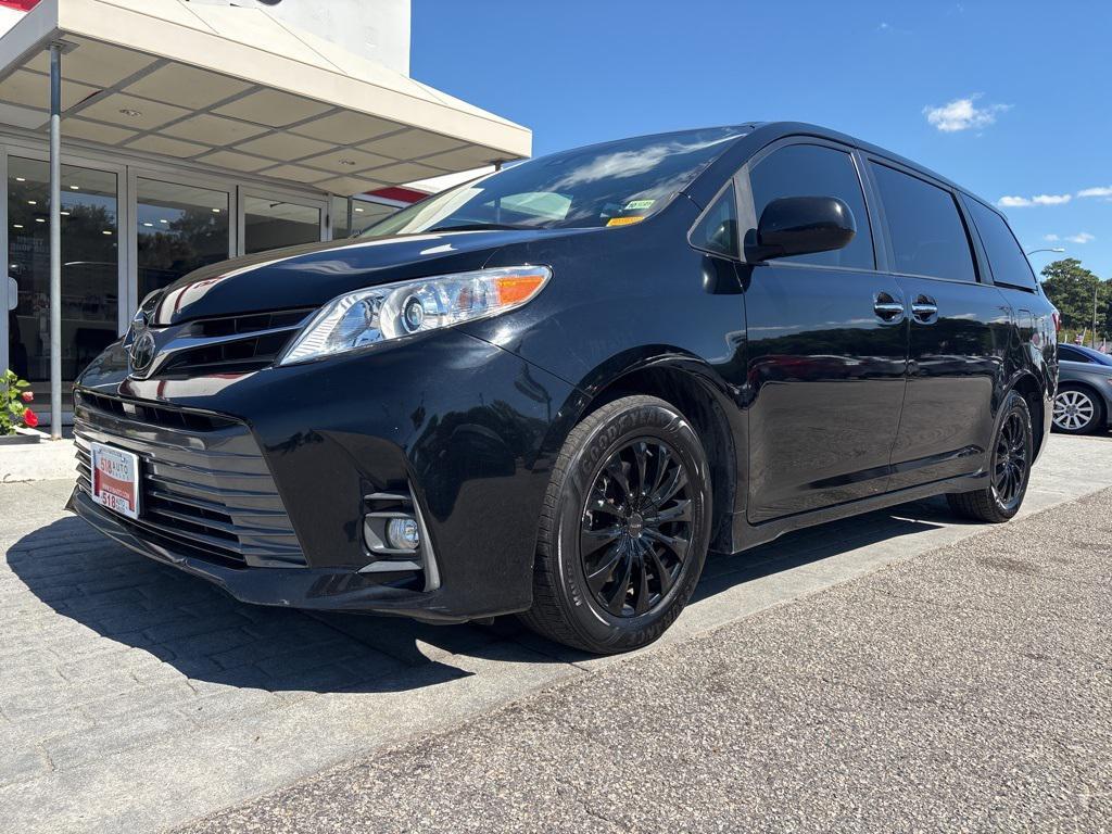 used 2020 Toyota Sienna car, priced at $15,899