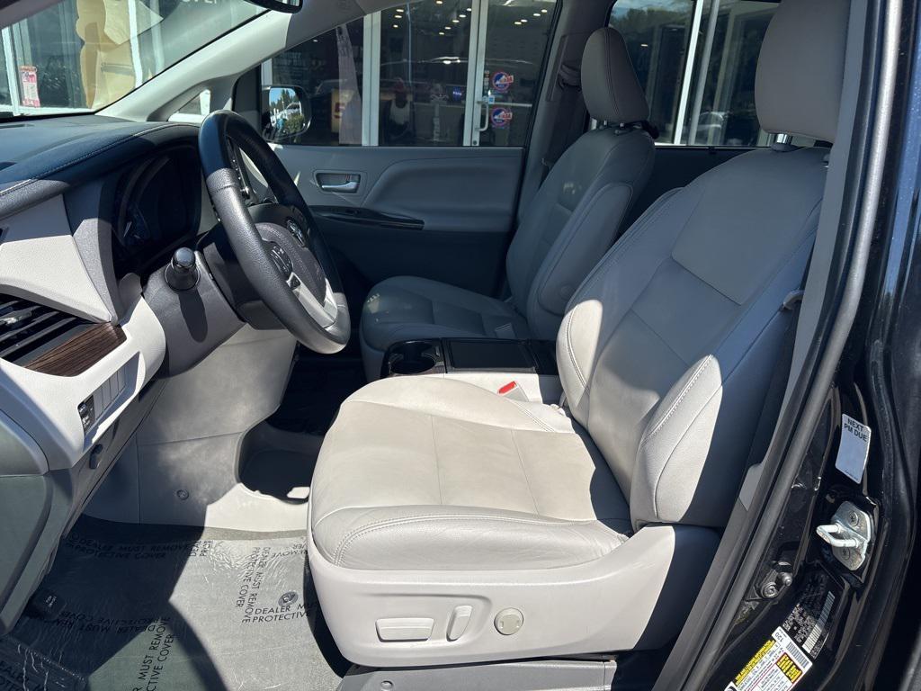 used 2020 Toyota Sienna car, priced at $15,899