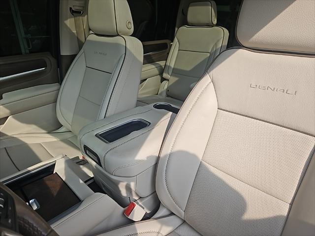 used 2021 GMC Yukon XL car, priced at $39,999