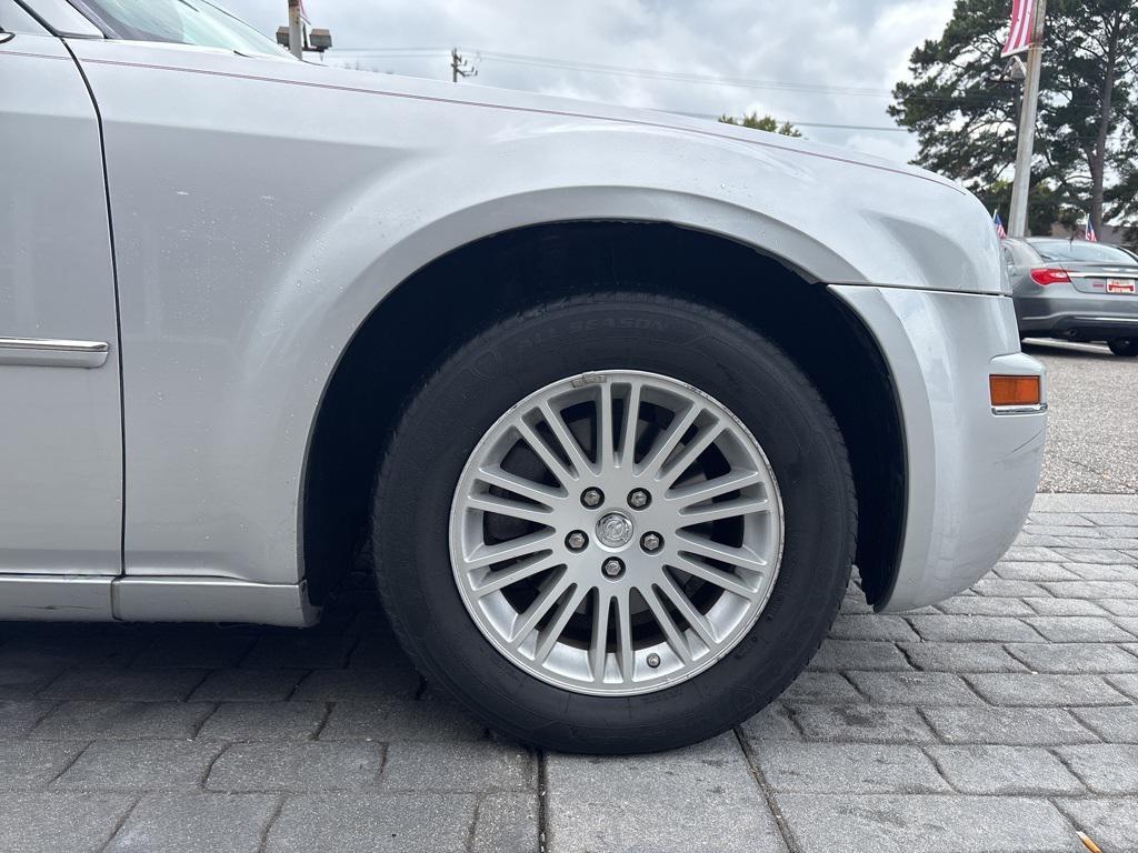 used 2009 Chrysler 300 car, priced at $5,999