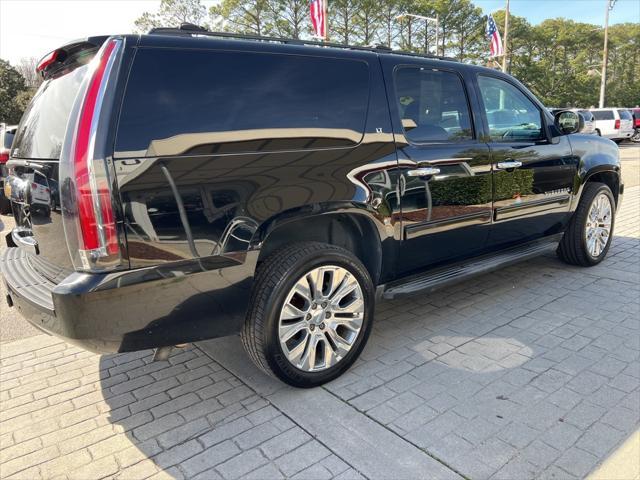 used 2014 Chevrolet Suburban car, priced at $11,500