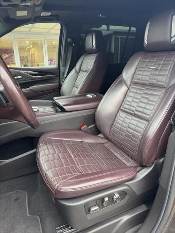 used 2021 Cadillac Escalade ESV car, priced at $68,999