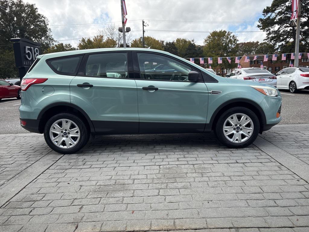 used 2013 Ford Escape car, priced at $5,999