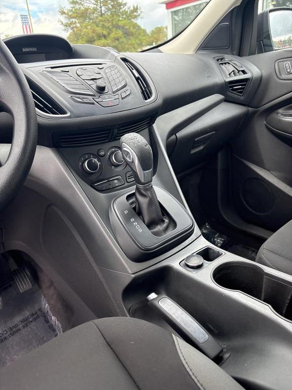 used 2013 Ford Escape car, priced at $5,999