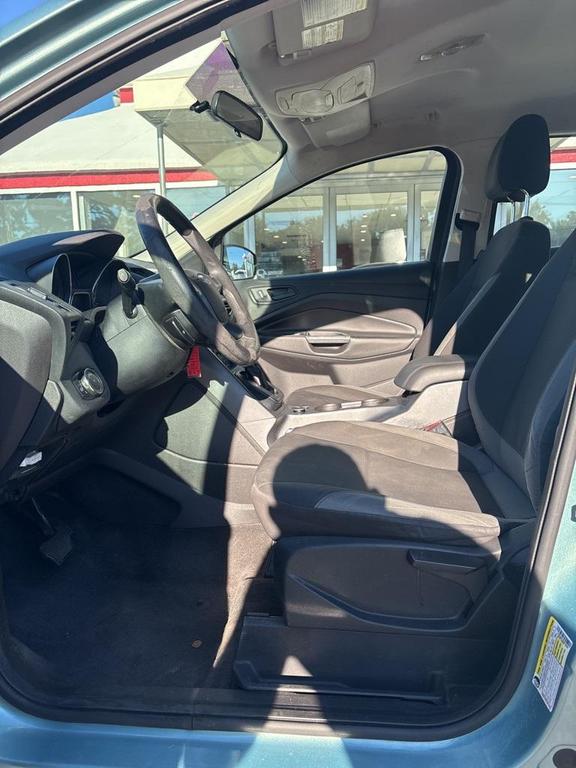 used 2013 Ford Escape car, priced at $5,999
