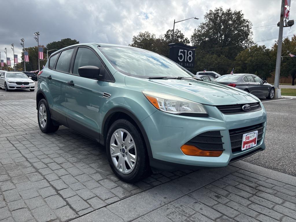 used 2013 Ford Escape car, priced at $5,999