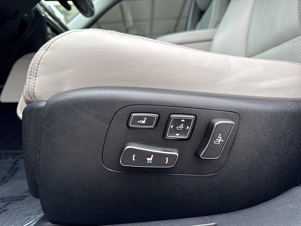 used 2013 Lexus LS 460 car, priced at $18,999