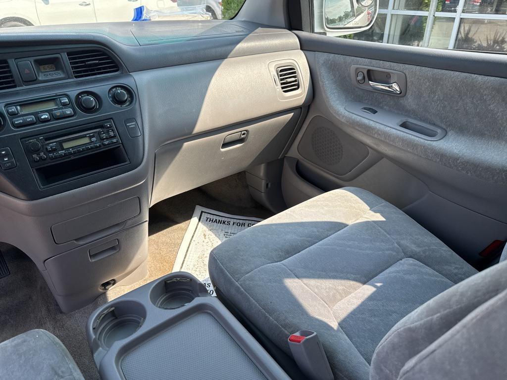 used 2004 Honda Odyssey car, priced at $3,500