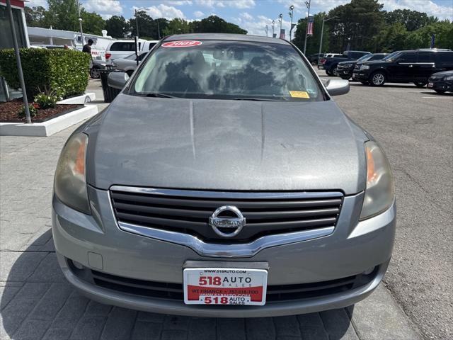 used 2009 Nissan Altima car, priced at $5,999