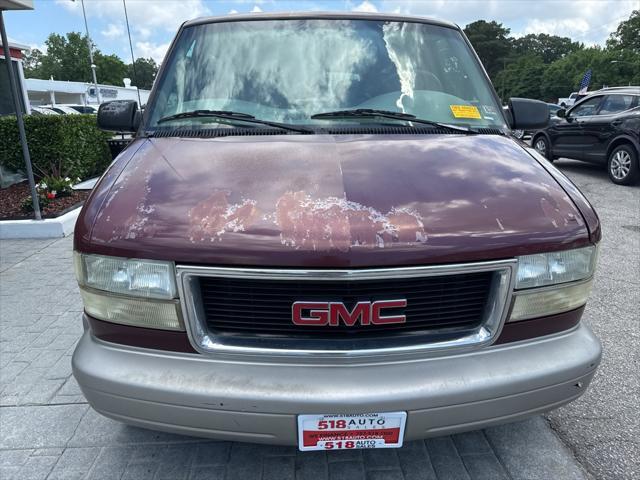 used 2002 GMC Safari car, priced at $5,000