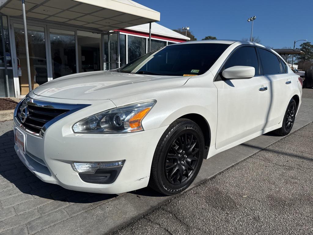 used 2013 Nissan Altima car, priced at $8,999