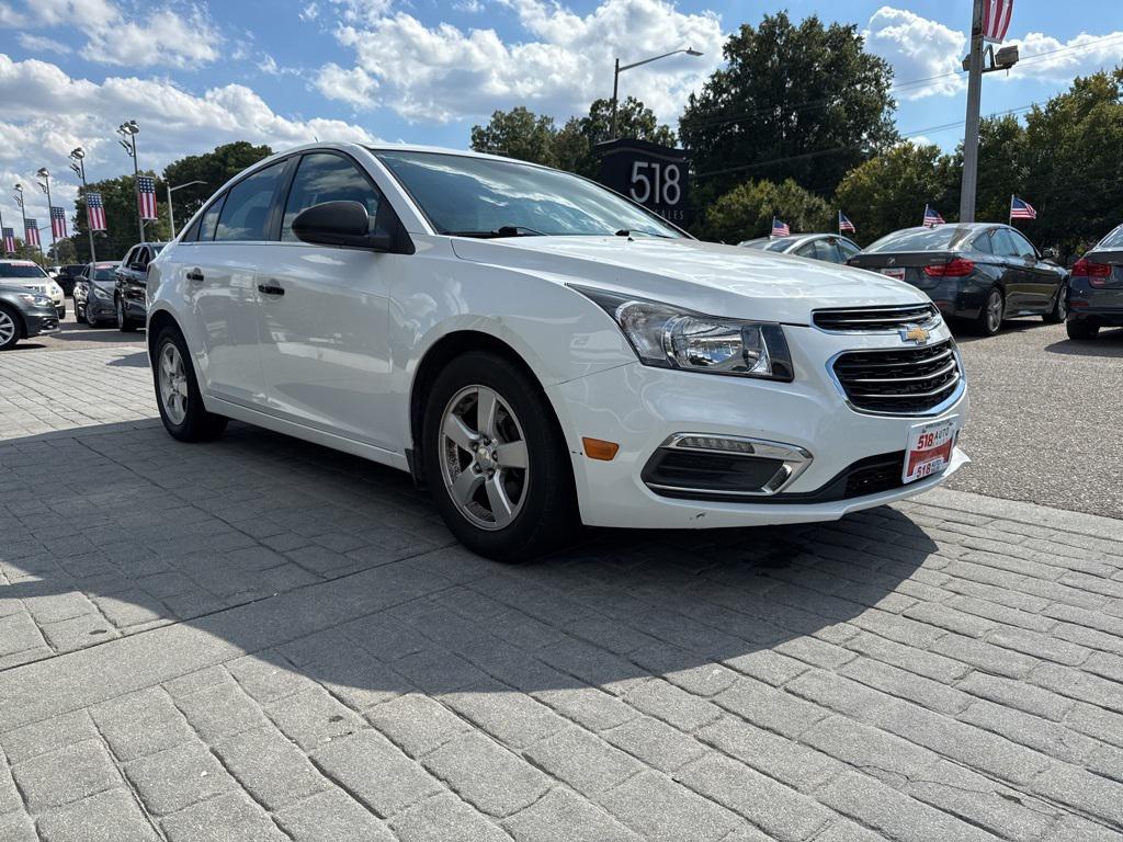 used 2015 Chevrolet Cruze car, priced at $6,500
