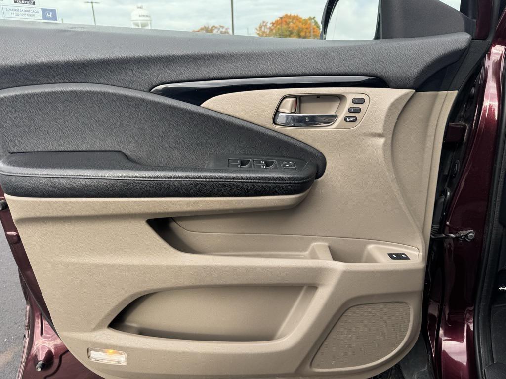 used 2016 Honda Pilot car, priced at $14,244