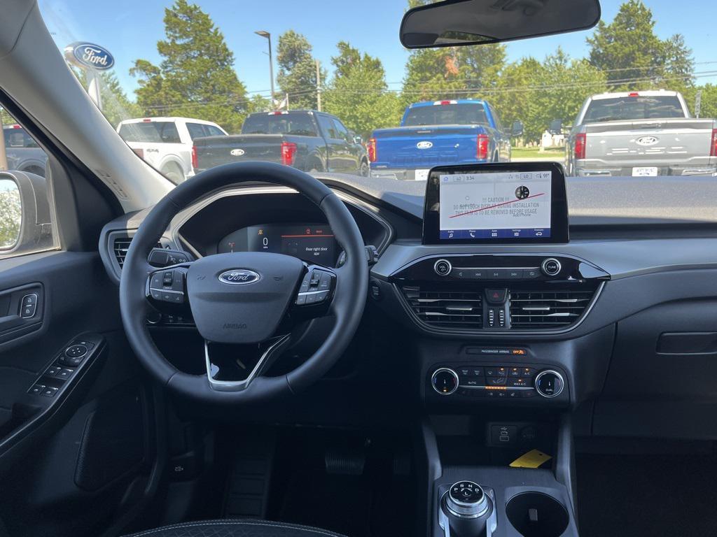 new 2025 Ford Escape car, priced at $27,000