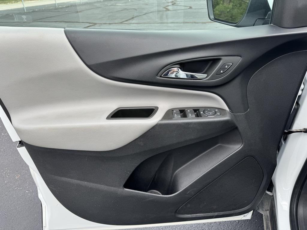 used 2023 Chevrolet Equinox car, priced at $17,223