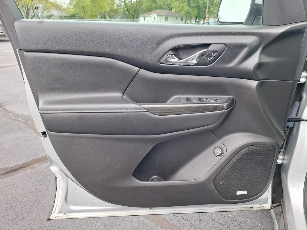 used 2018 GMC Acadia car, priced at $14,000