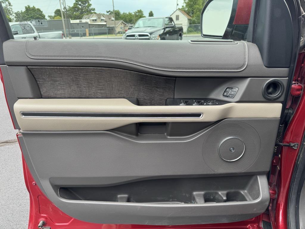 used 2021 Ford Expedition car, priced at $31,357