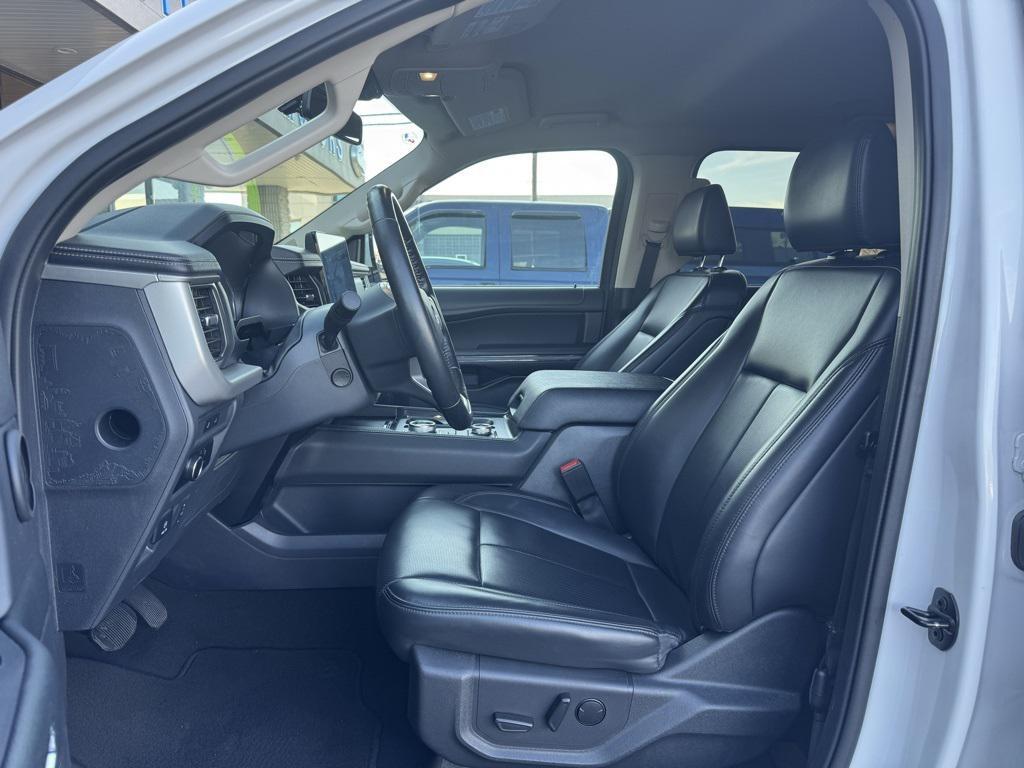 used 2024 Ford Expedition car, priced at $44,885