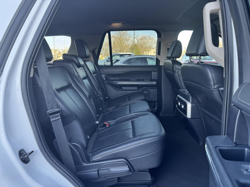 used 2024 Ford Expedition car, priced at $44,885