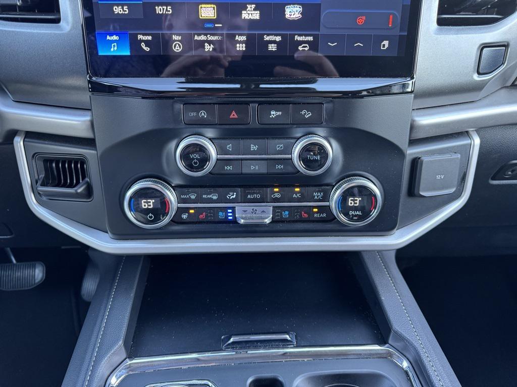 used 2024 Ford Expedition car, priced at $44,885