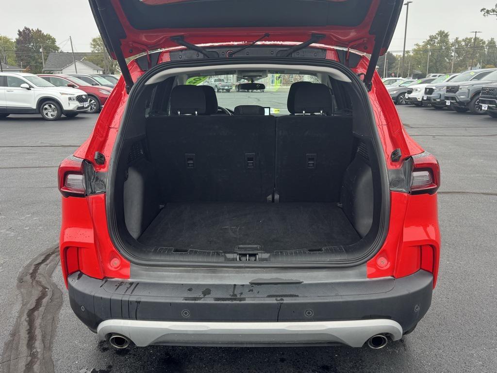 used 2024 Ford Escape car, priced at $20,000