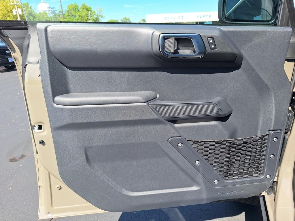 new 2025 Ford Bronco car, priced at $62,500