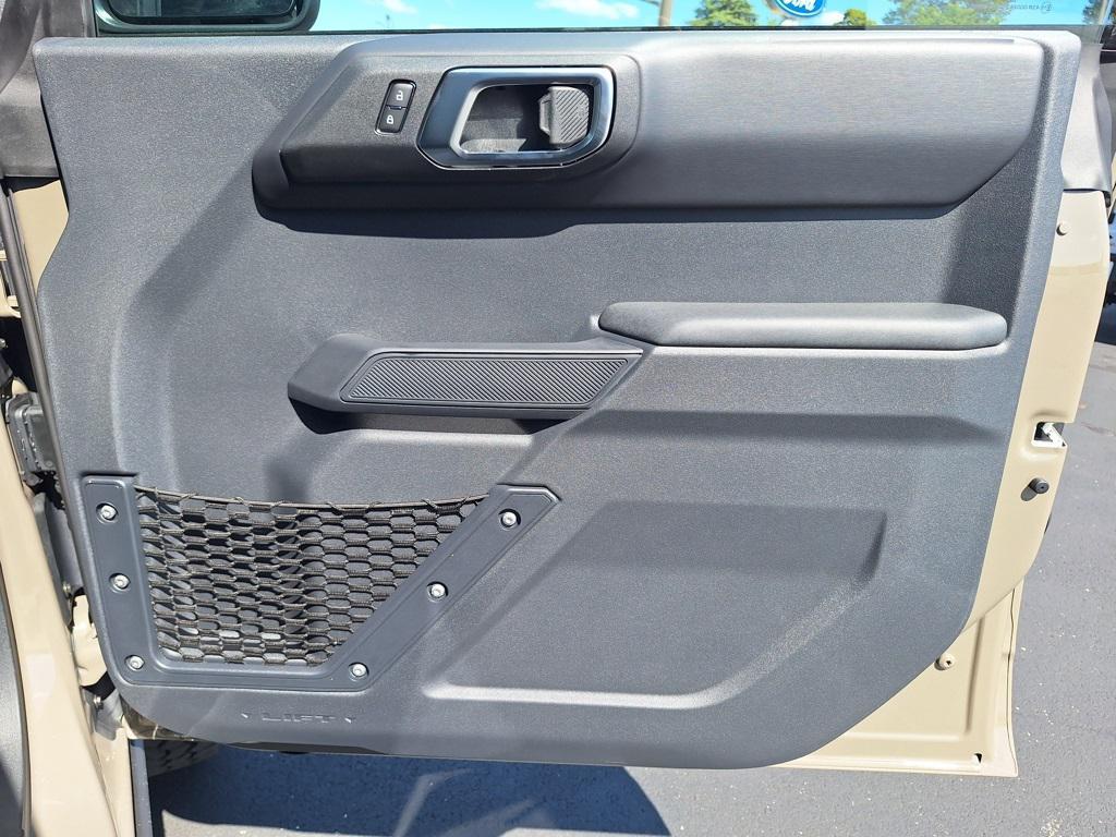 new 2025 Ford Bronco car, priced at $62,500