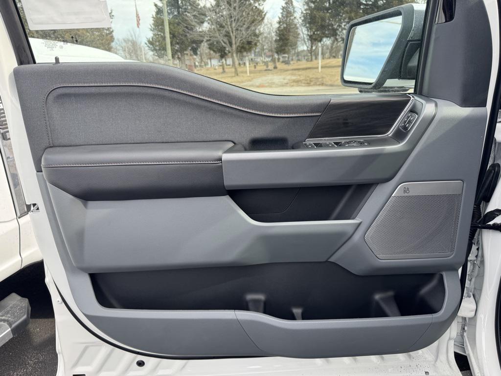 new 2025 Ford F-150 car, priced at $64,000