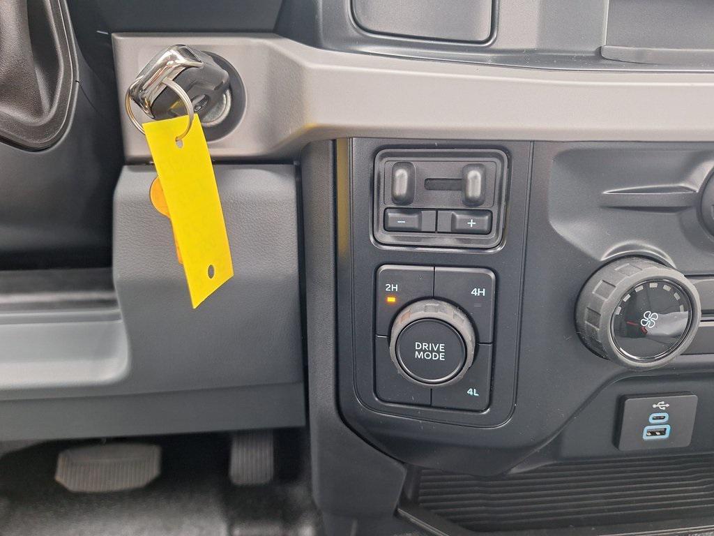 new 2025 Ford F-350 car, priced at $56,000