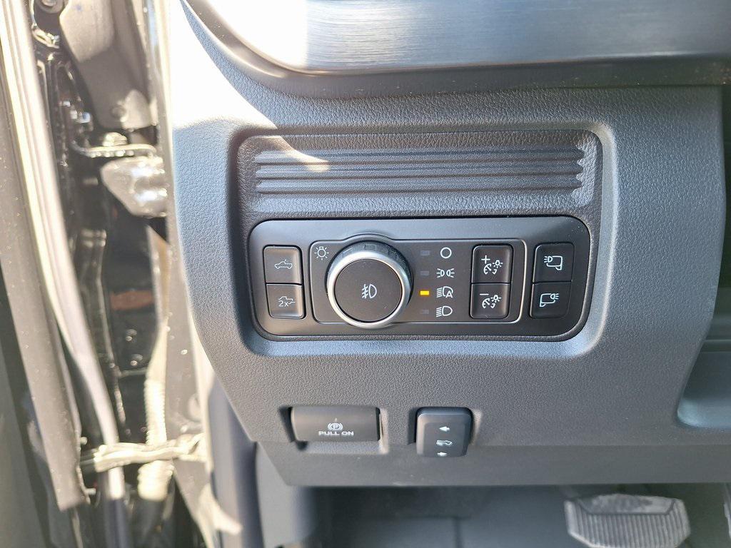 new 2025 Ford F-350 car, priced at $82,700