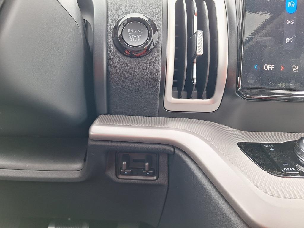 new 2025 Ford Expedition Max car, priced at $72,200