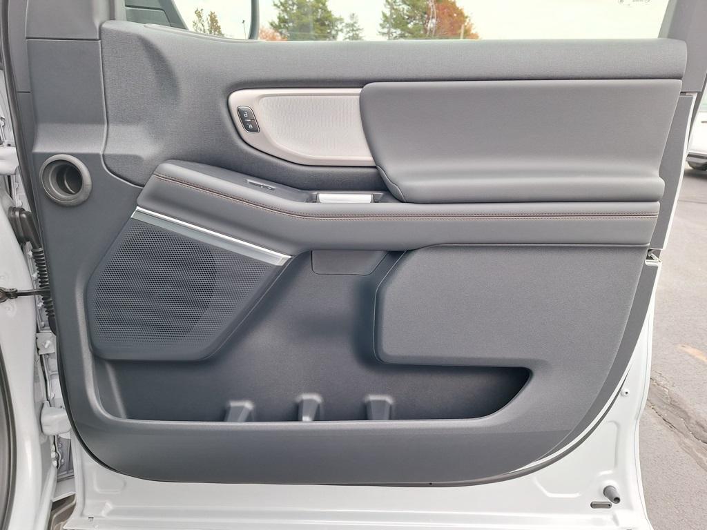 new 2025 Ford Expedition Max car, priced at $72,200