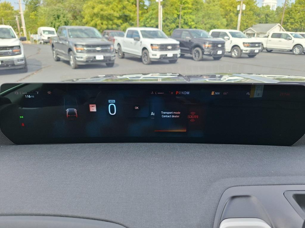 new 2025 Ford Expedition car, priced at $69,000