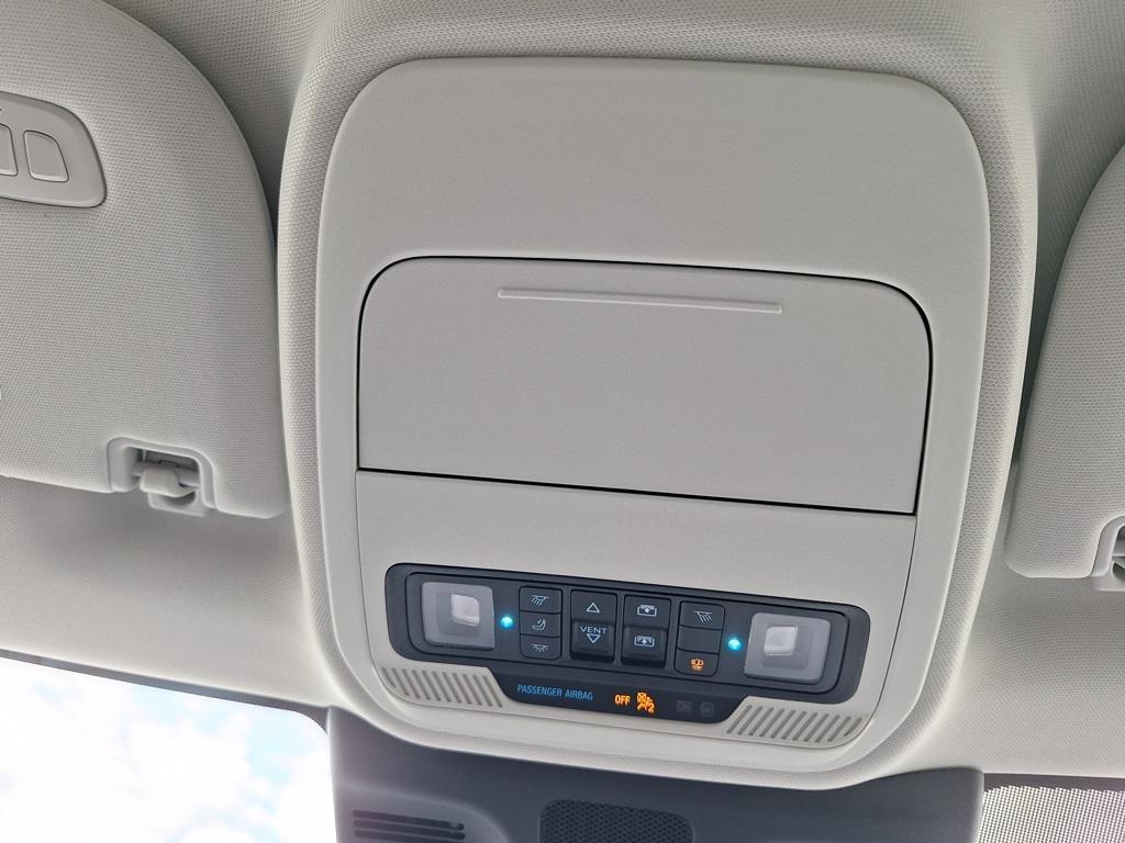 new 2025 Ford Expedition car, priced at $69,000