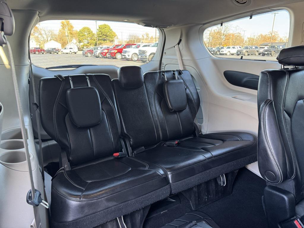 used 2022 Chrysler Pacifica car, priced at $20,958