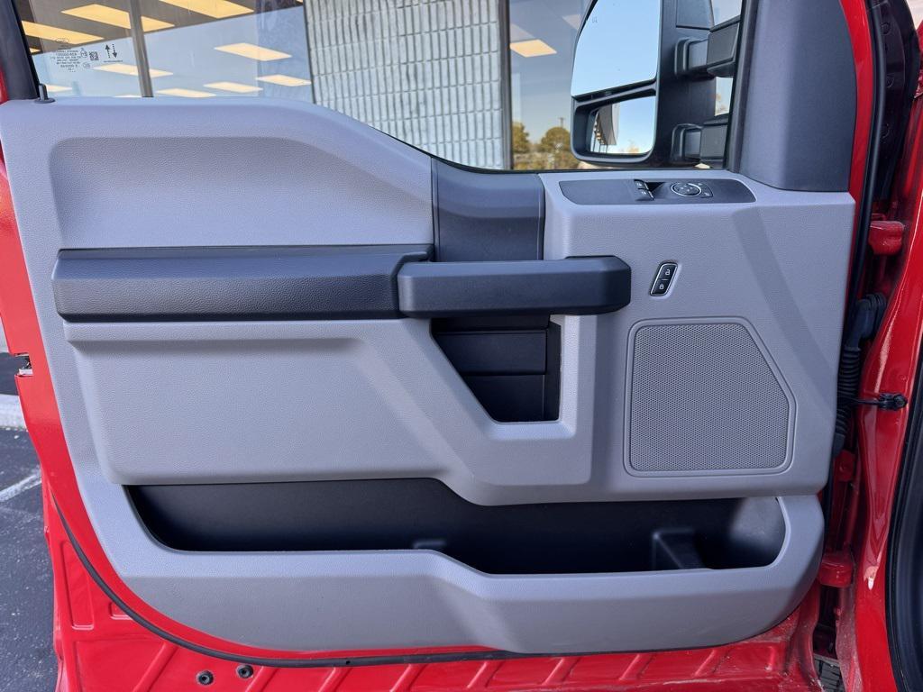 used 2022 Ford F-250 car, priced at $40,000