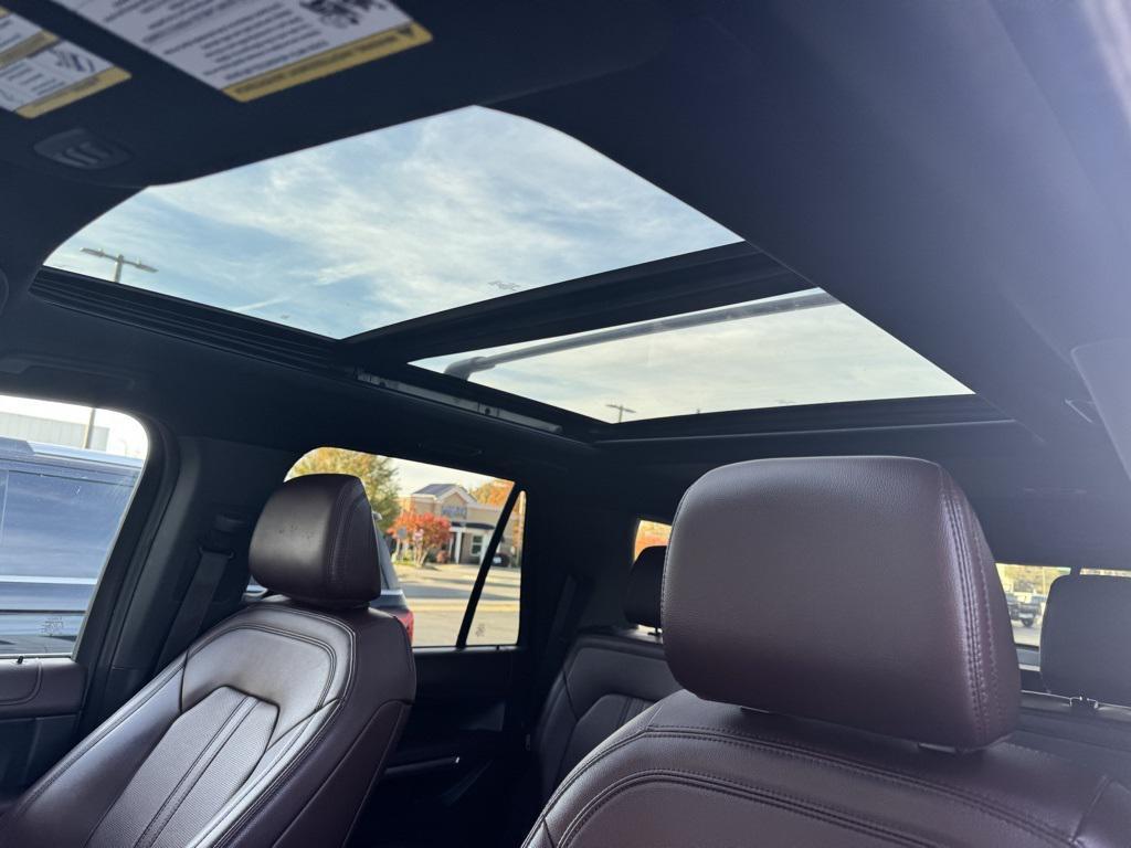 used 2024 Ford Expedition car, priced at $47,855