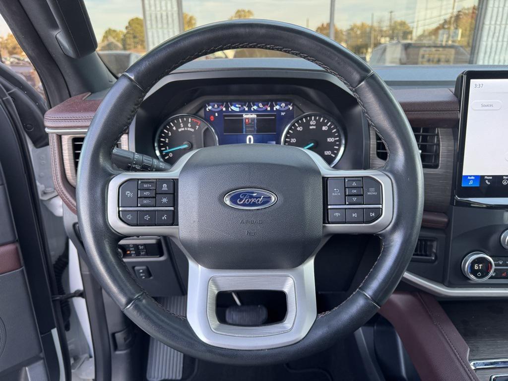 used 2024 Ford Expedition car, priced at $47,855
