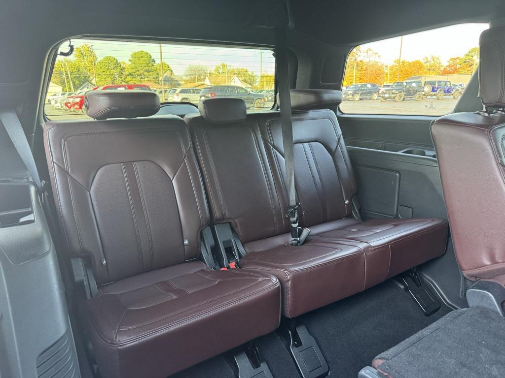 used 2024 Ford Expedition car, priced at $47,855