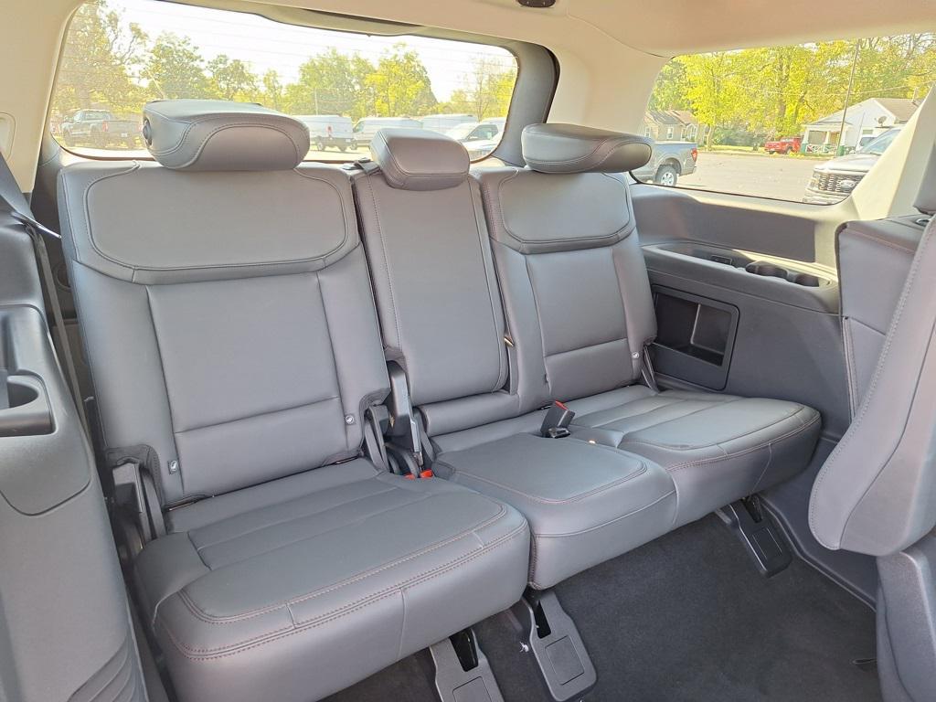 new 2025 Ford Expedition car, priced at $70,000