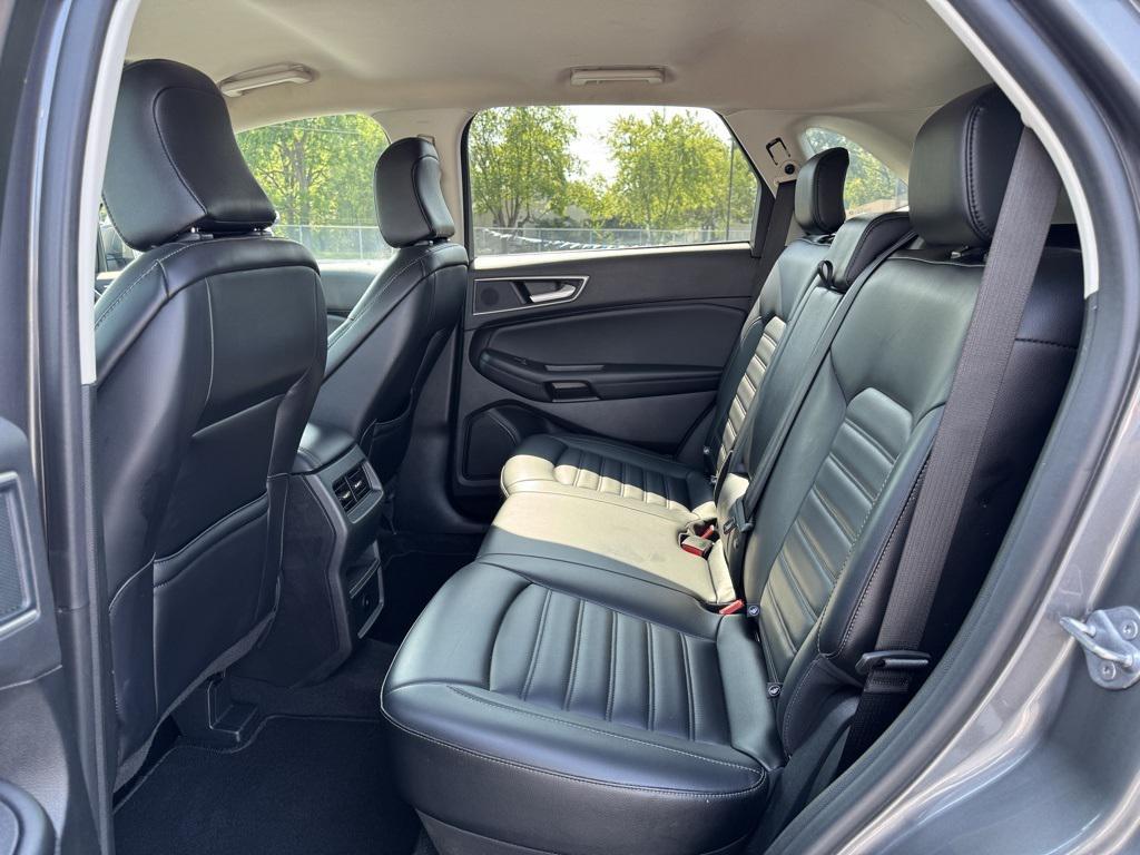 used 2024 Ford Edge car, priced at $21,276