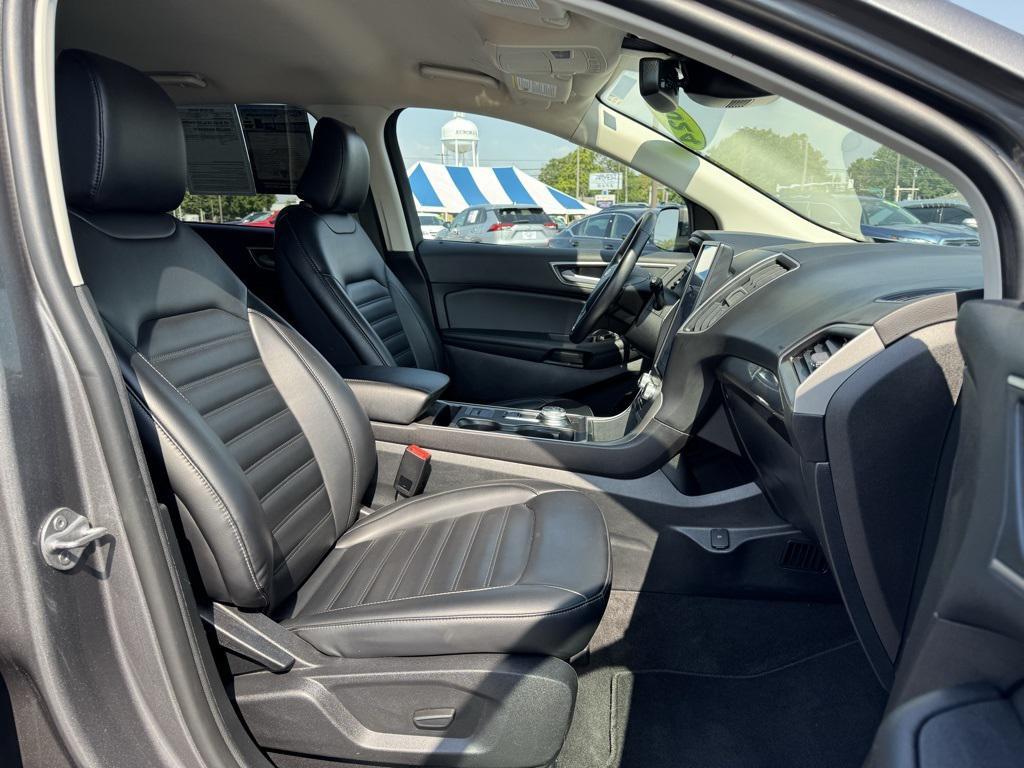 used 2024 Ford Edge car, priced at $21,276