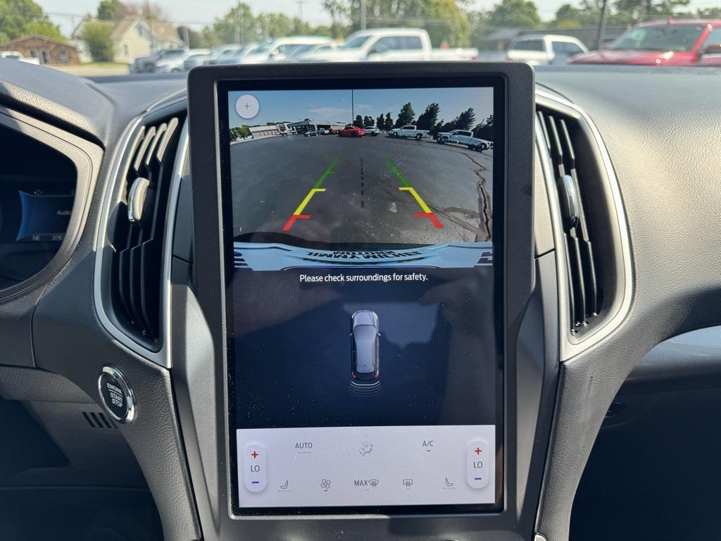 used 2024 Ford Edge car, priced at $21,276