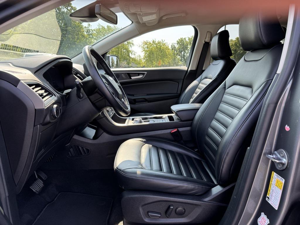 used 2024 Ford Edge car, priced at $21,276