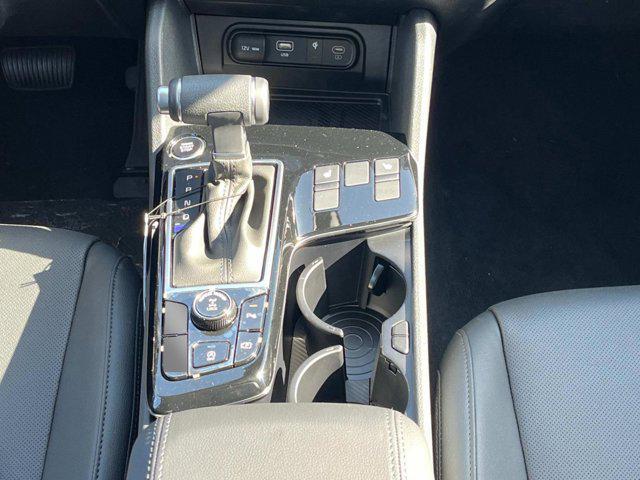 new 2025 Kia Sportage car, priced at $33,255