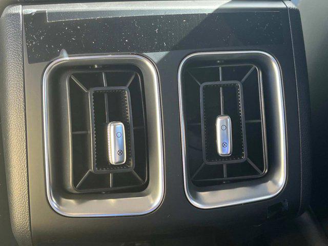 new 2025 Kia Sorento car, priced at $37,695