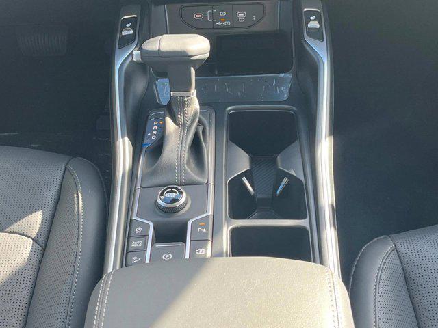 new 2025 Kia Sorento car, priced at $37,695