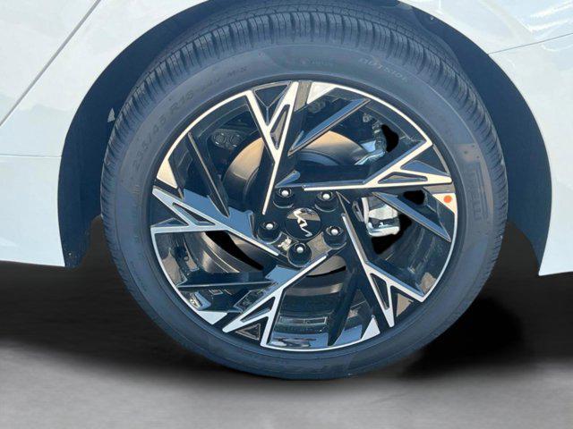 new 2026 Kia K5 car, priced at $29,540