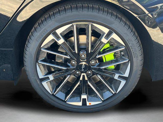 new 2026 Kia K5 car, priced at $33,850